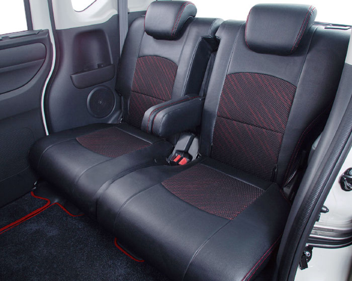 Clazzio クラッツィオ シートカバー Cool クール ヴォクシー ガソリン(福祉車両) ZRR80G / ZRR85G H26/1〜H29/6 ET-1577